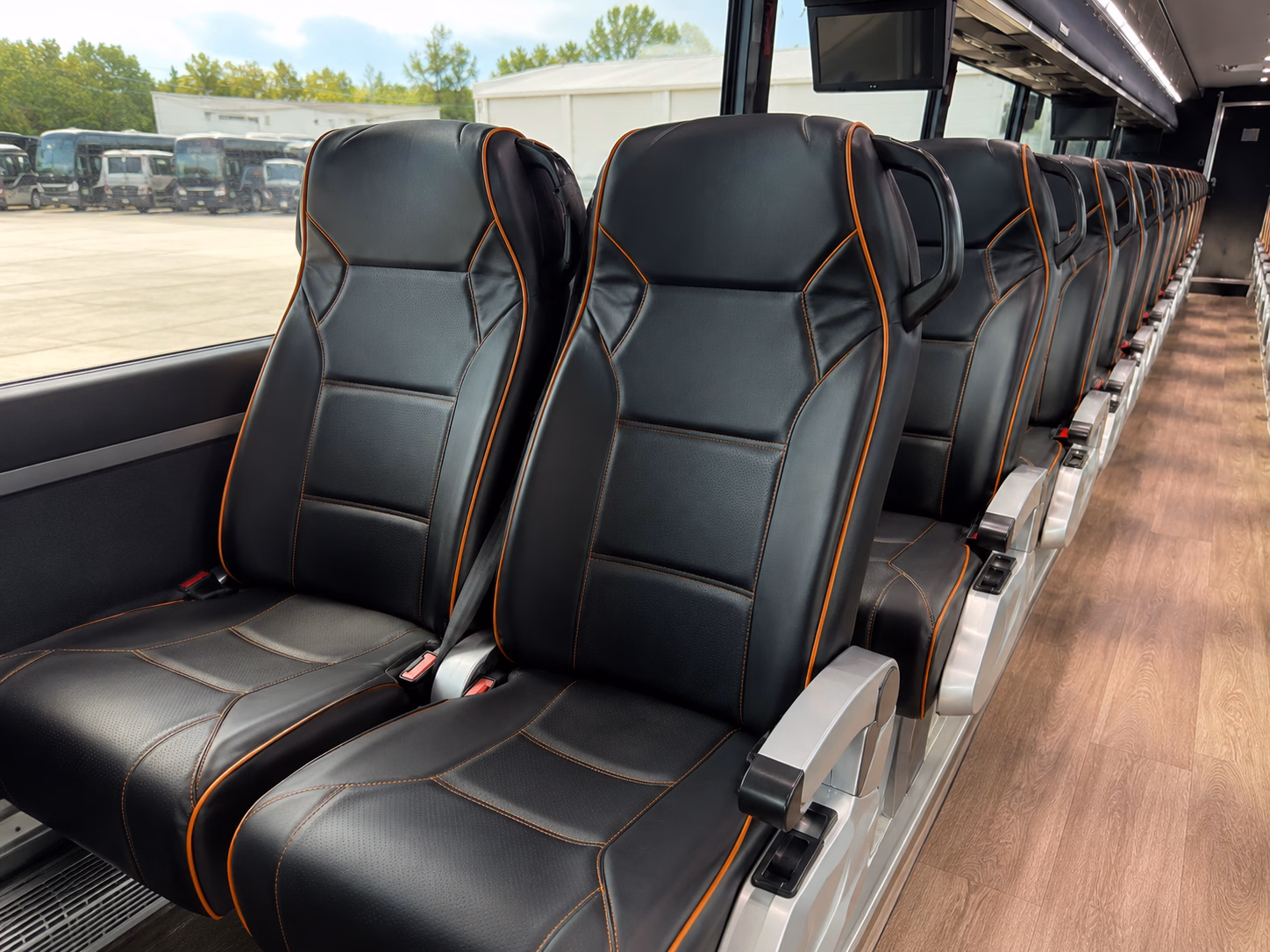 austin bergstrom international airport aus charter bus transfers from round rock
