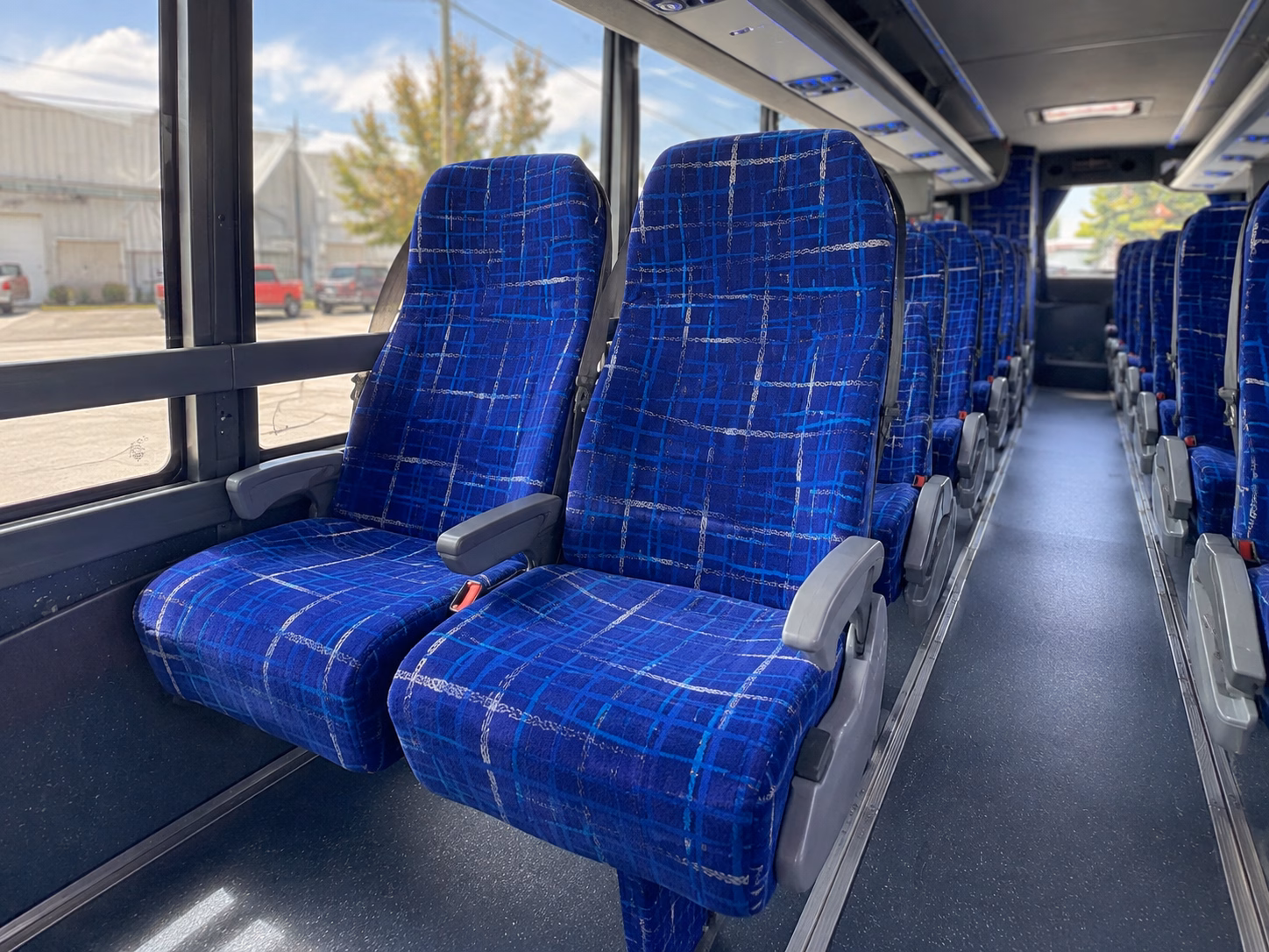 buses for bachelorette and bachelor parties out of round rock