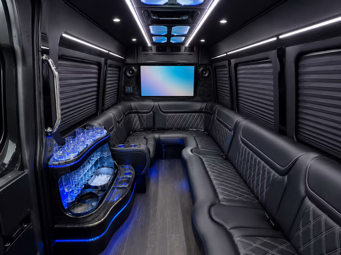 federal agency and government contractor bus rentals near round rock