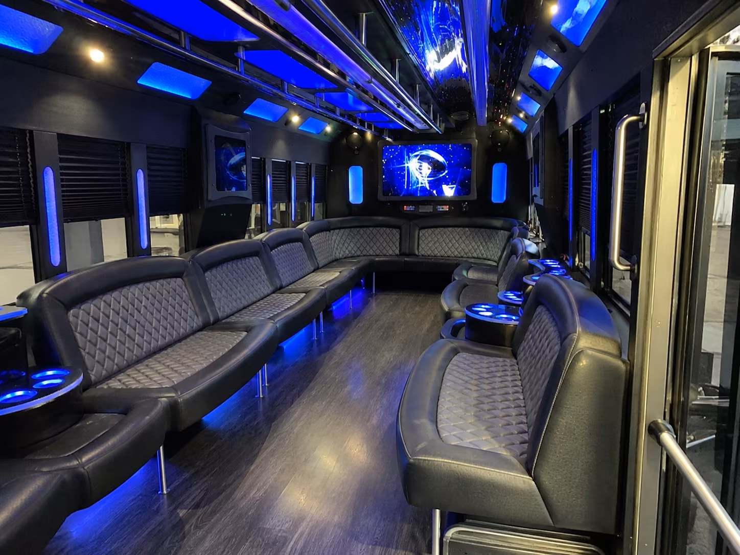 round rock 28 passenger party bus interior